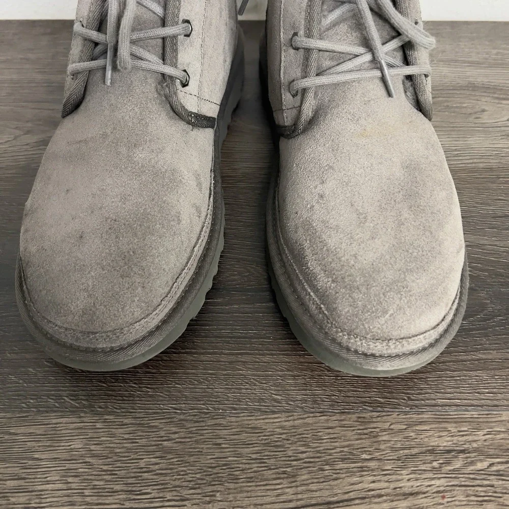 UGG Neumel Gray‎ Suede Chukka Boots Men's Size 11 Sheepskin Lined Casual Shoes